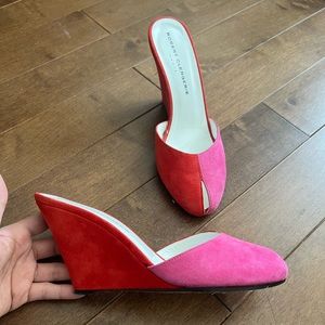 NEVER worn Vintage Robert Clergerie Suede Wedges. Sz 7.5